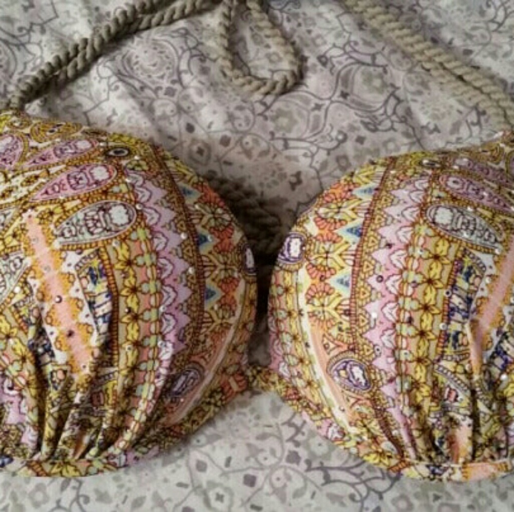 Victoria's Secret bikini set